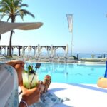 El Club de Playa La Cabane del Hotel Los Monteros reabre el 1 de julio