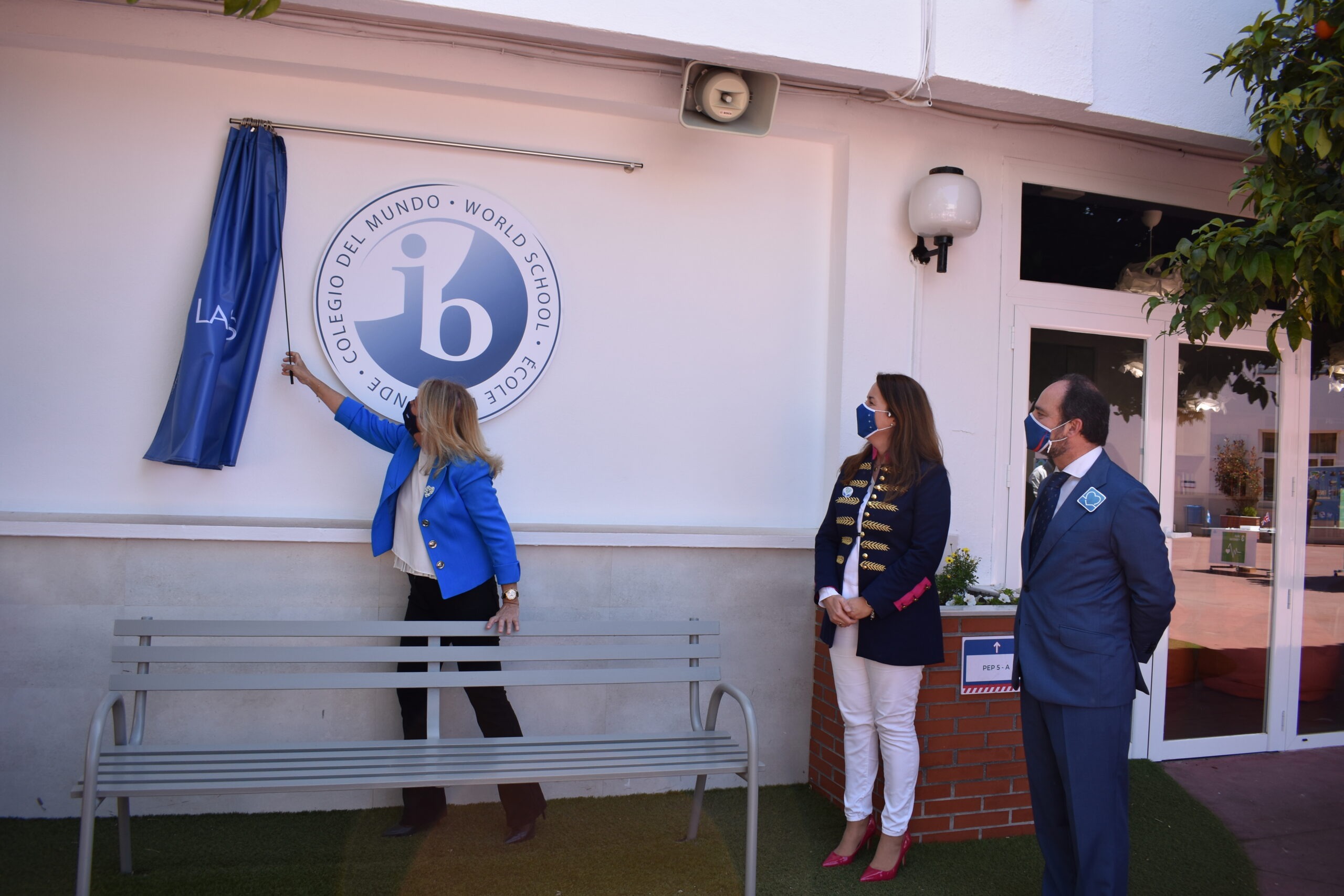La alcaldesa de Marbella presidió el acto oficial IB de las Las Chapas-Ecos