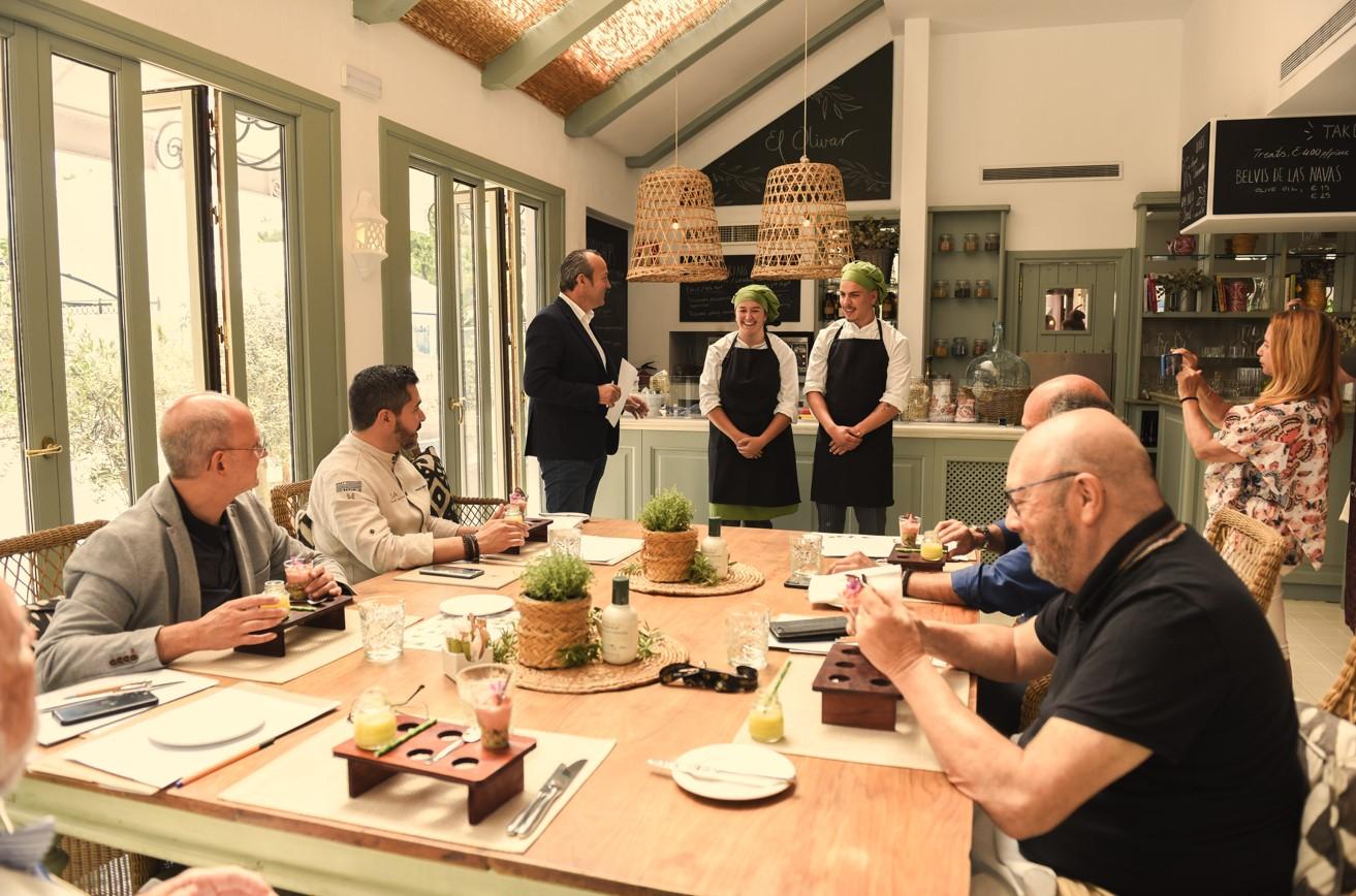 LLEGA LA FINAL DEL PRIMER CONCURSO DE COCINA VEGETAL ELADIO DIRIGIDO A ALUMNOS DE ESCUELAS DE HOSTELERIA DE ANDALUCÍA