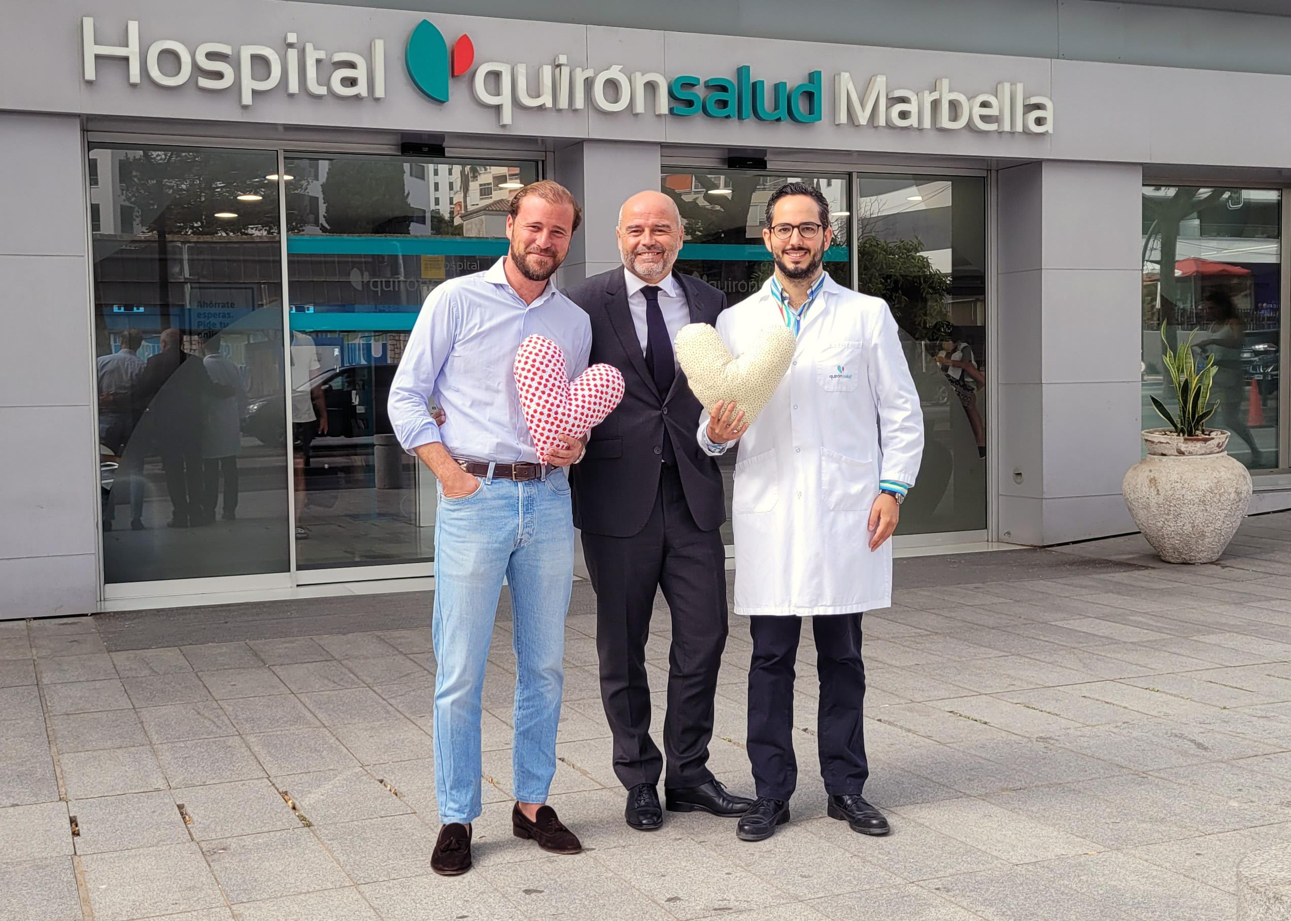 Corazones terapéuticos en Quirónsalud Marbella para las pacientes operadas de cáncer de mama