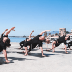Puerto Banús celebrará su primera Masterclass de Yoga con motivo del Día Internacional del Yoga