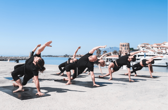 Puerto Banús celebrará su Masterclass de Yoga con motivo del Día Internacional del Yoga - CIT MARBELLA
