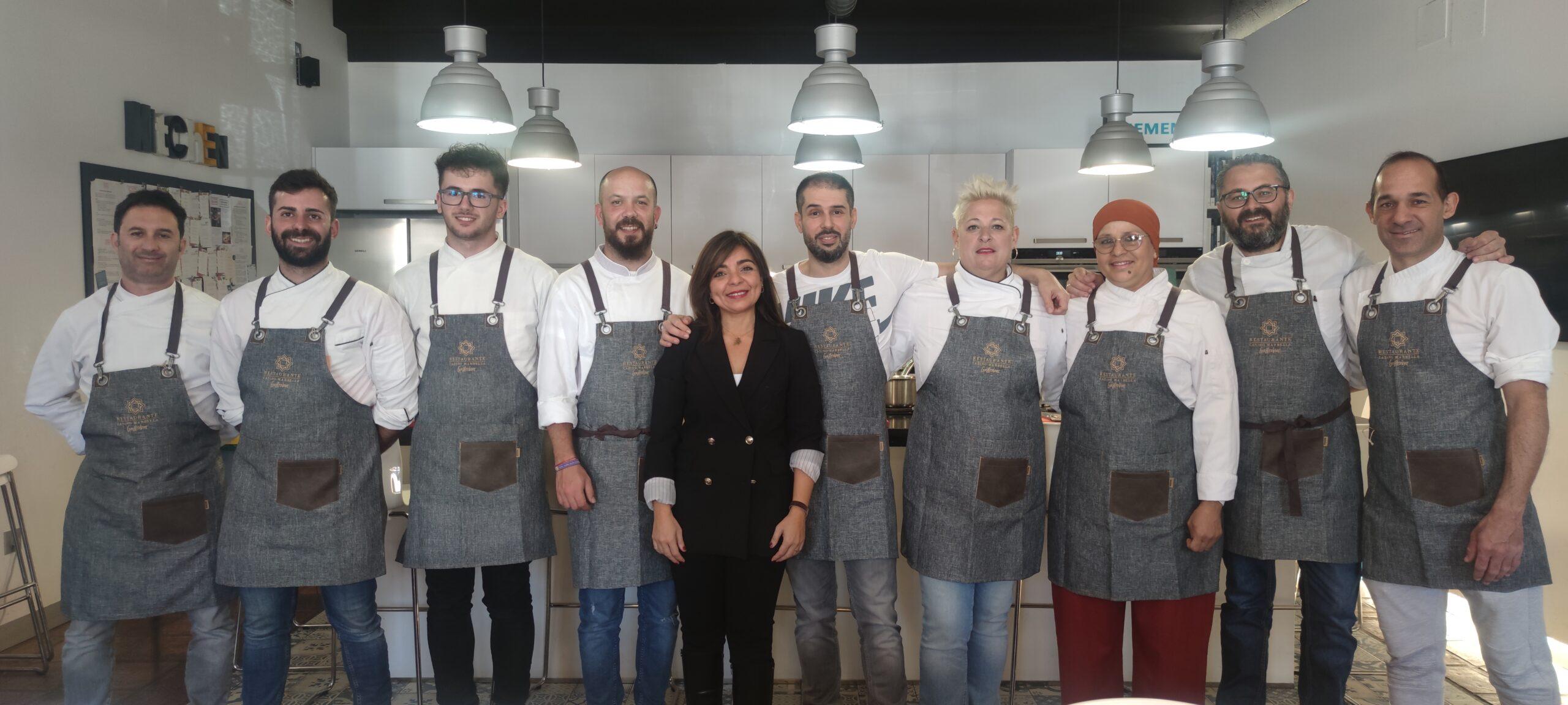 Motivación, participación y organización en el taller de sushi promovido por Casino Marbella
