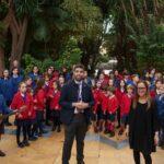 El villancico “Es Jesús” une a 60 niños del Colegio Las Chapas-Ecos en una causa solidaria.