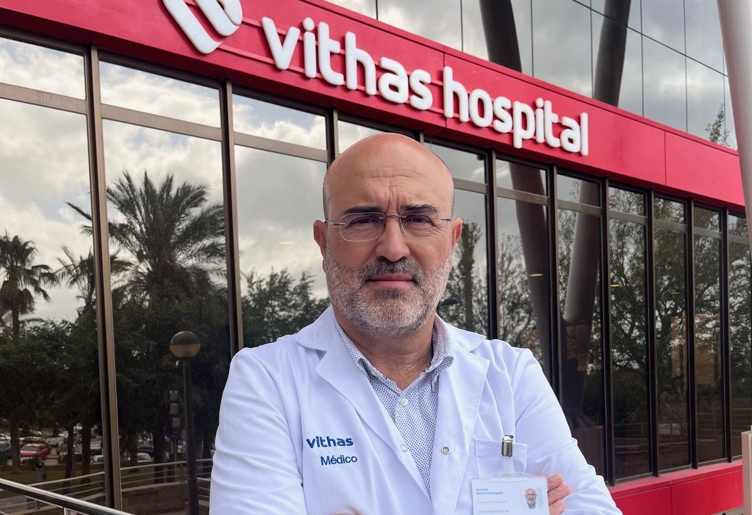 El Hospital Vithas Xanit Internacional incorpora a su cuadro médico al doctor Antonio Rueda Domínguez, referente nacional en oncología